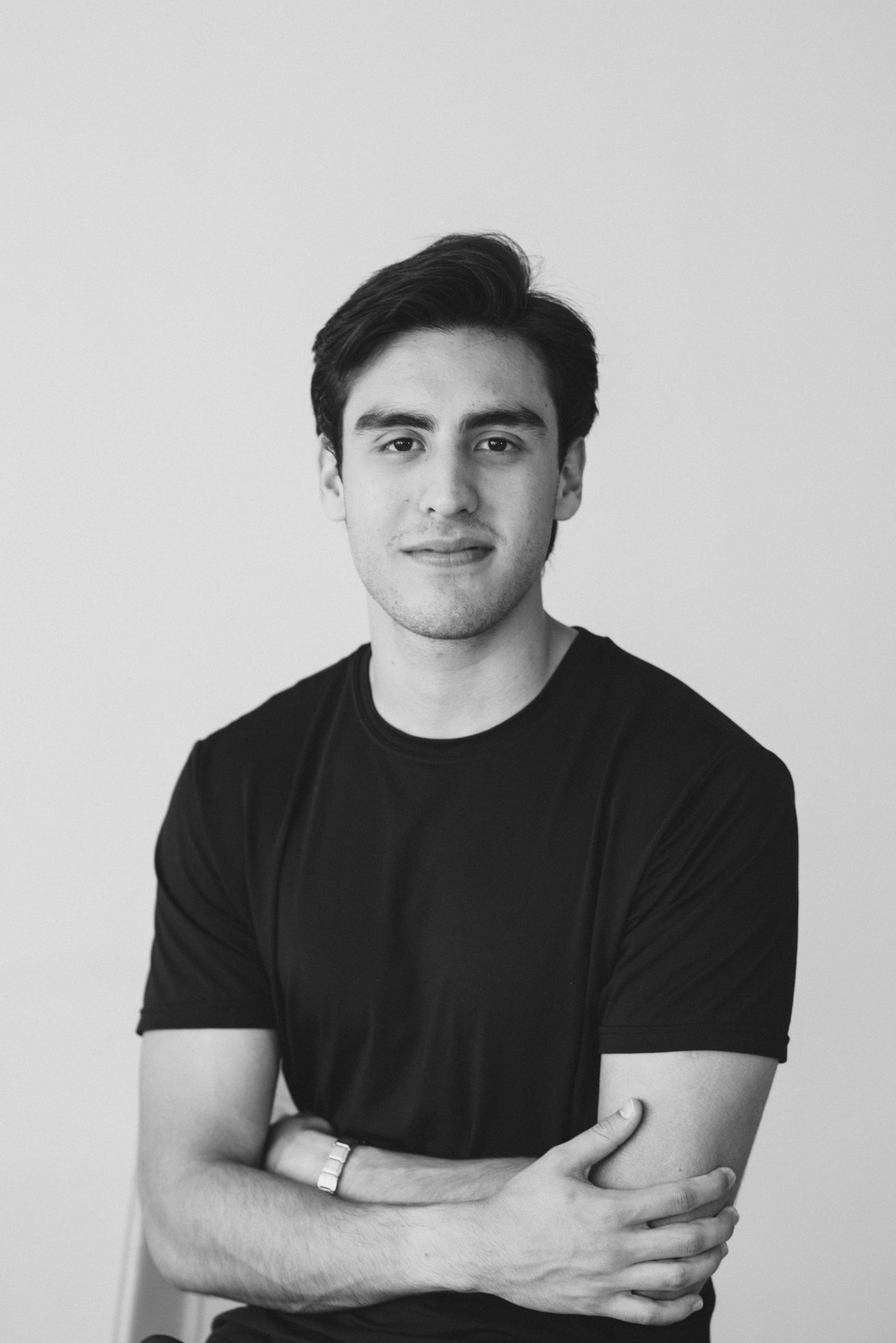 José Velázquez, agente inmobiliario en Luxetty