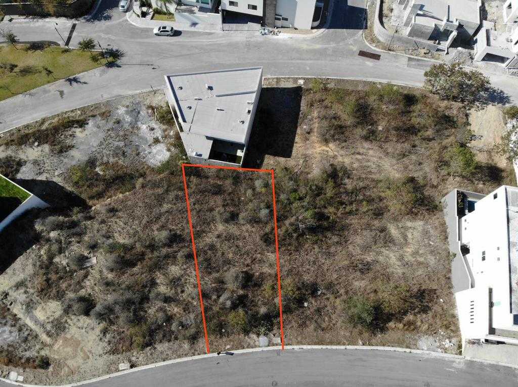 TERRENO RESIDENCIAL EN VENTA EN MONTERREY